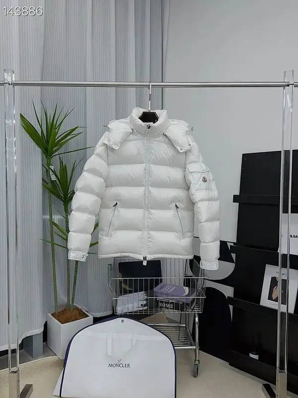 Moncler sz1-6 26yr299 (14)